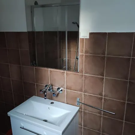 2 Minutes To The Beach With A Private Garden * Crikvenica